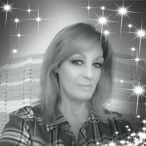 Meet your Posher, Bobbi